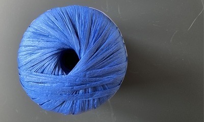 Strohhut_3 blauer Bast